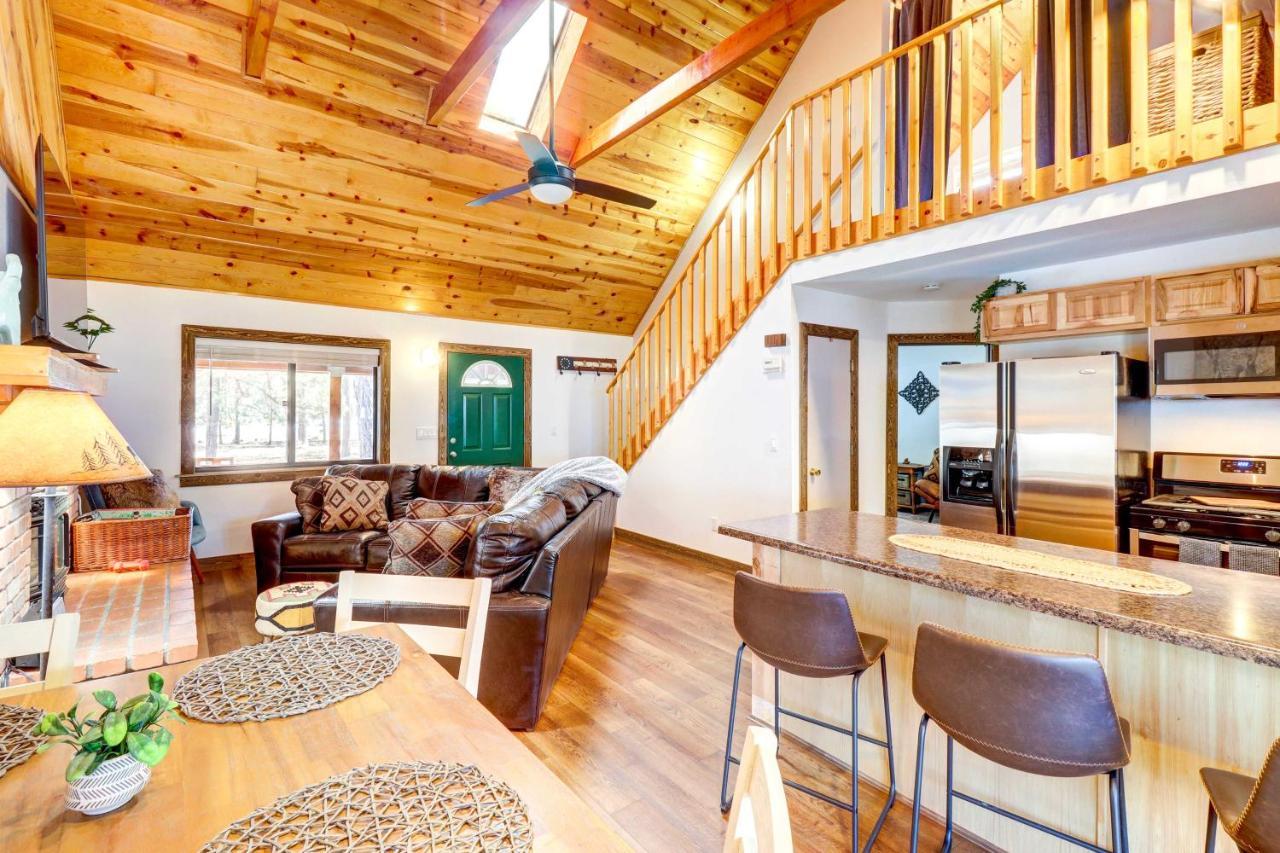 Lakeside Cabin Rental With Hot Tub - Close To Hiking Pinetop-Lakeside Eksteriør billede