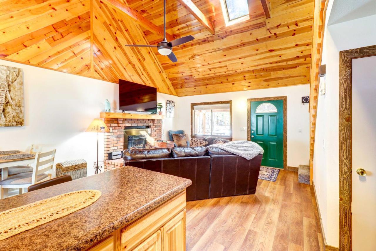 Lakeside Cabin Rental With Hot Tub - Close To Hiking Pinetop-Lakeside Eksteriør billede