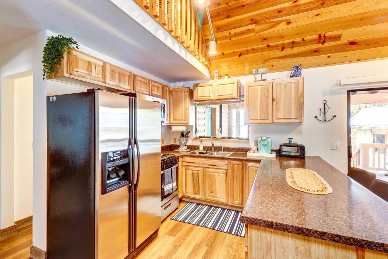 Lakeside Cabin Rental With Hot Tub - Close To Hiking Pinetop-Lakeside Eksteriør billede